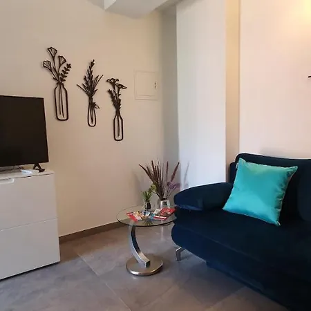 Juli No 2 Appartement *